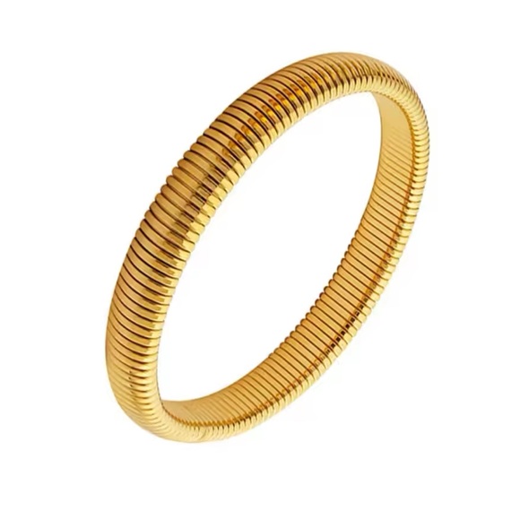 ◾️18K Gold Plated Flexible Ribbed Designed Bracelet - Picture 8 of 16